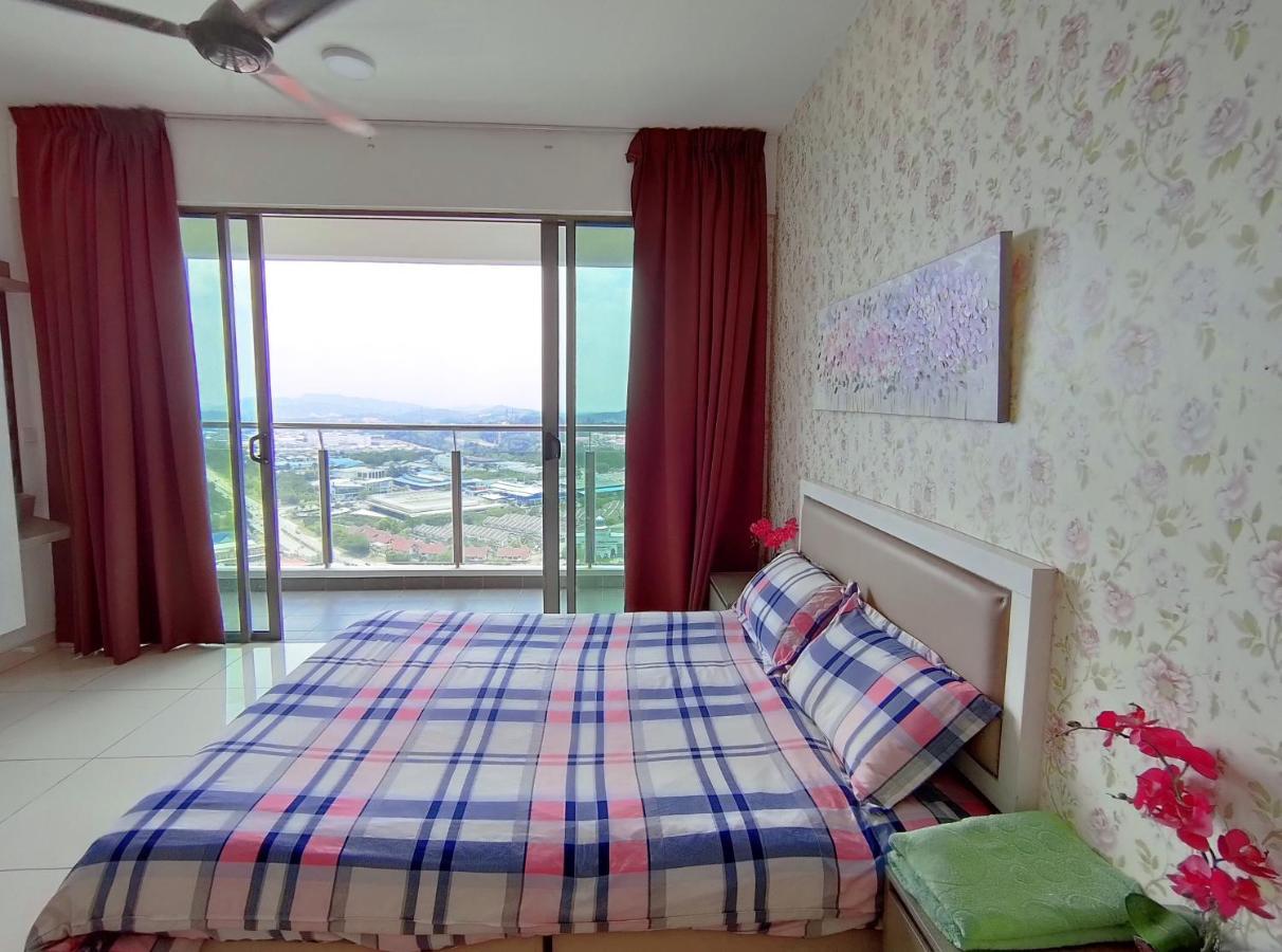 Comfort Zone Premium Guesthouse @ Evo Bangi Exterior photo