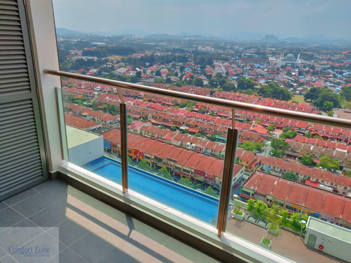 Comfort Zone Premium Guesthouse @ Evo Bangi Exterior photo