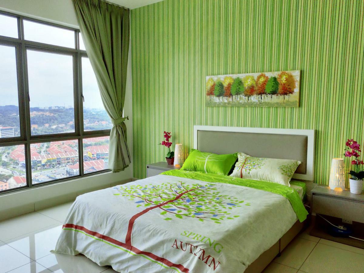 Comfort Zone Premium Guesthouse @ Evo Bangi Exterior photo