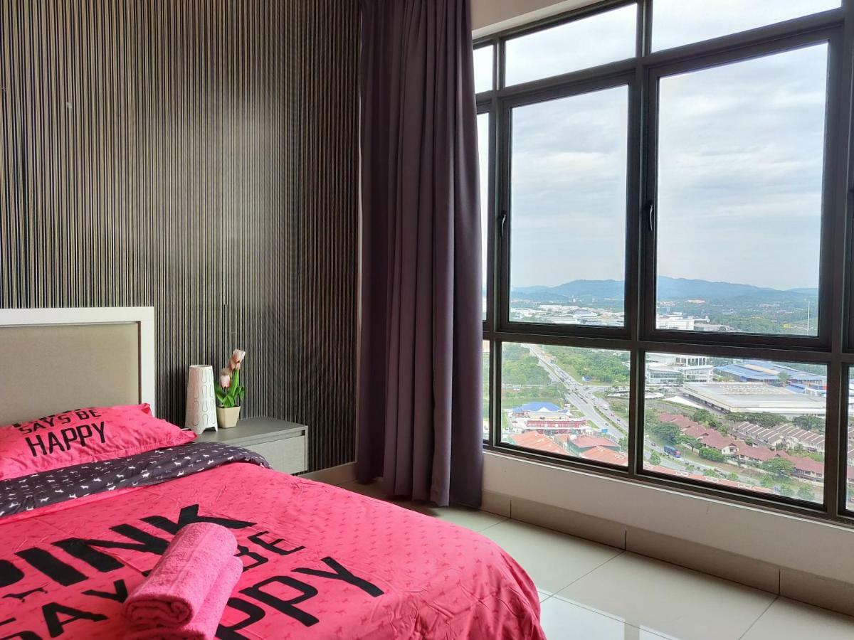 Comfort Zone Premium Guesthouse @ Evo Bangi Exterior photo